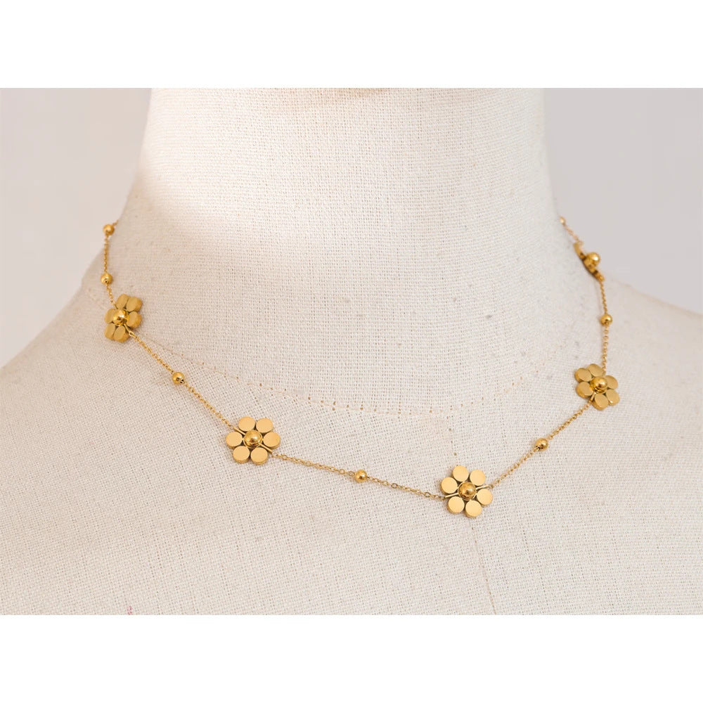Collana Fiore d’Acciaio – Grazia senza tempo