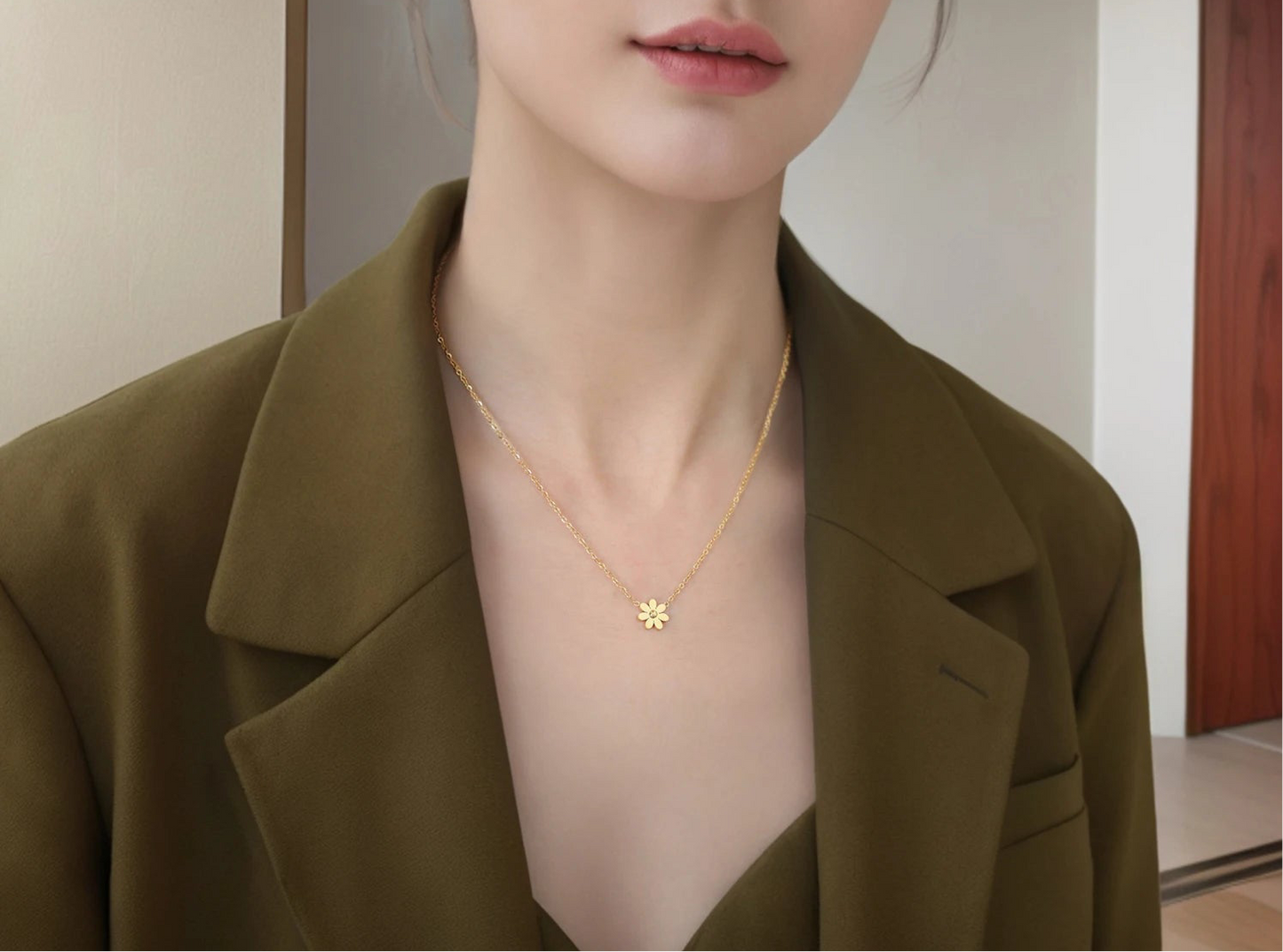 Collana Fiore Liscio – Pendente in acciaio elegante, disponibile in oro, argento o oro rosa