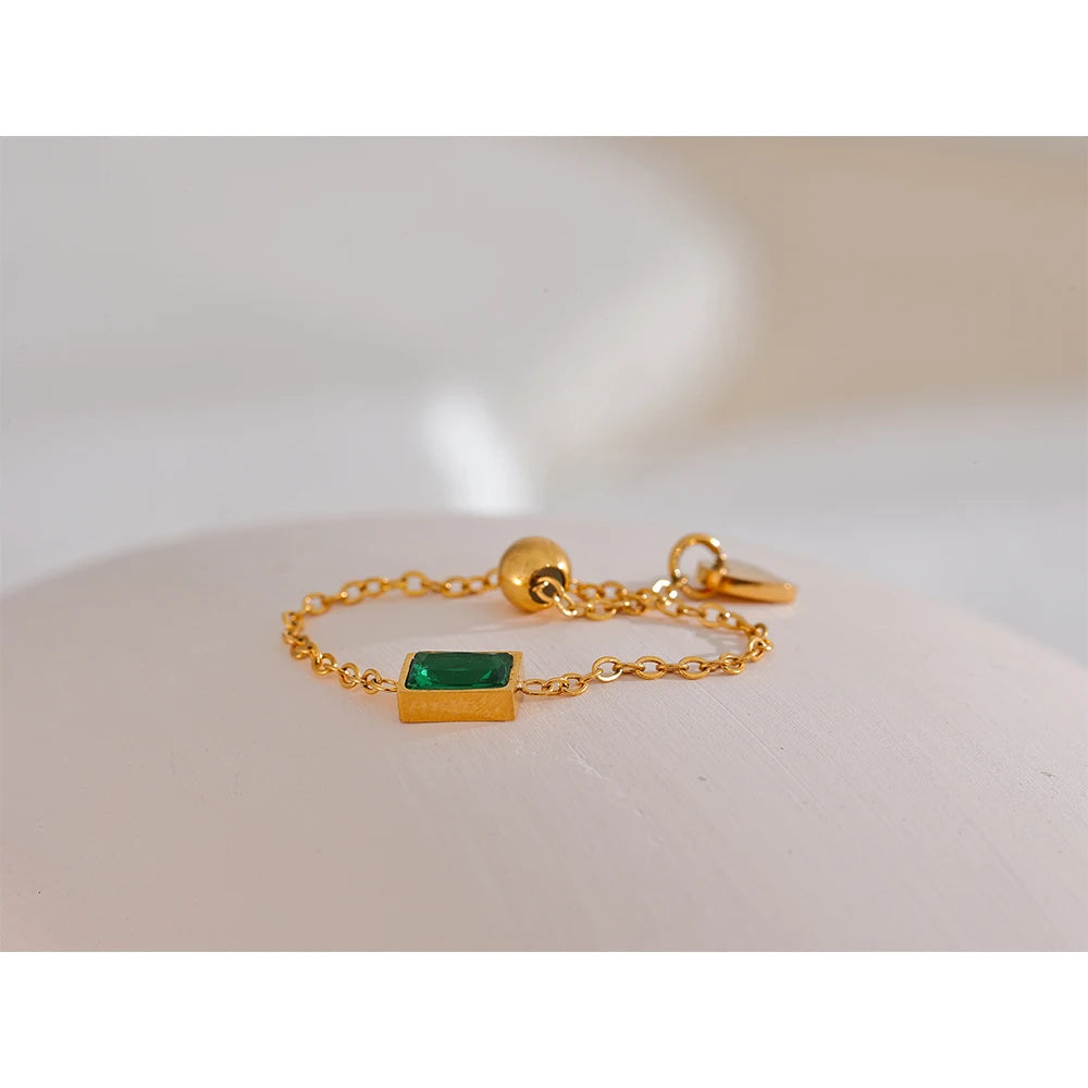 Anello Smeraldo di Luce – Catena Dorata Regolabile con Cristallo Verde