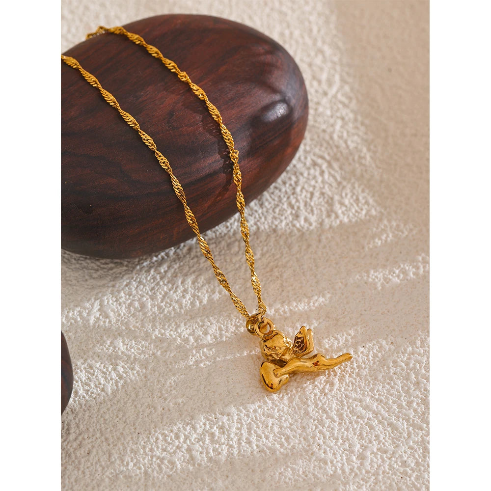 Collana Angelo dell’Amore – Acciaio Inossidabile Placcato Oro 18K