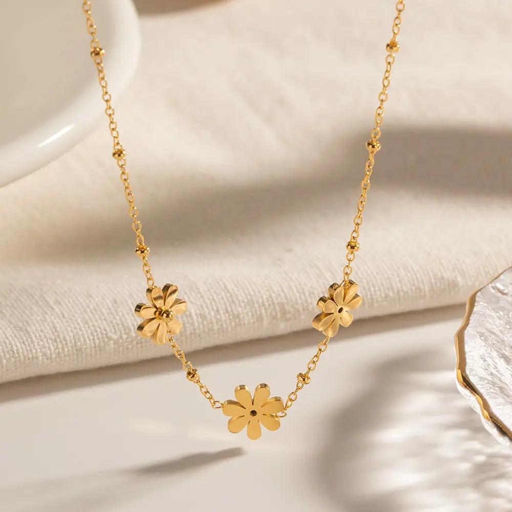 Collana Fiori di Luce – Eleganza Dorata