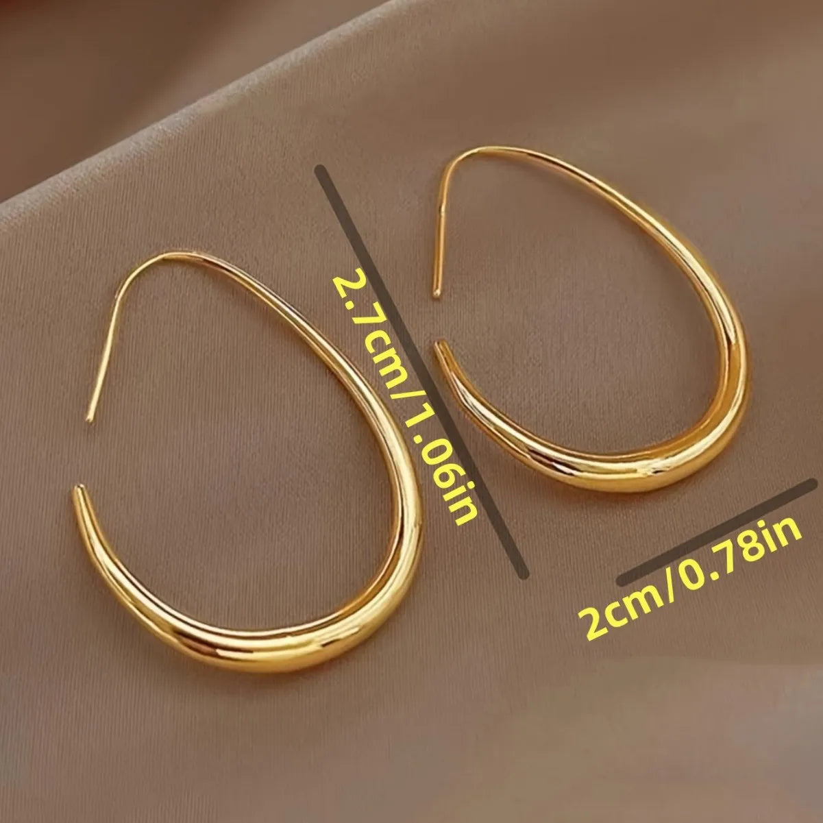 Orecchini pendenti “Eleganza Dorata”