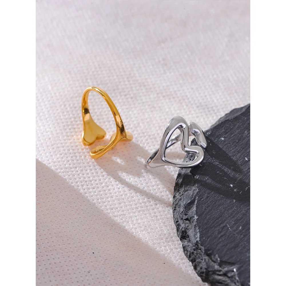 Anello Cuore Gemello – Minimal Chic in Acciaio Inossidabile