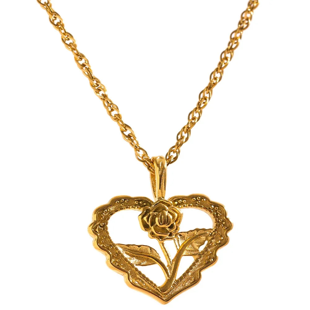 Collana Cuore Fiorito – Eleganza Romantica