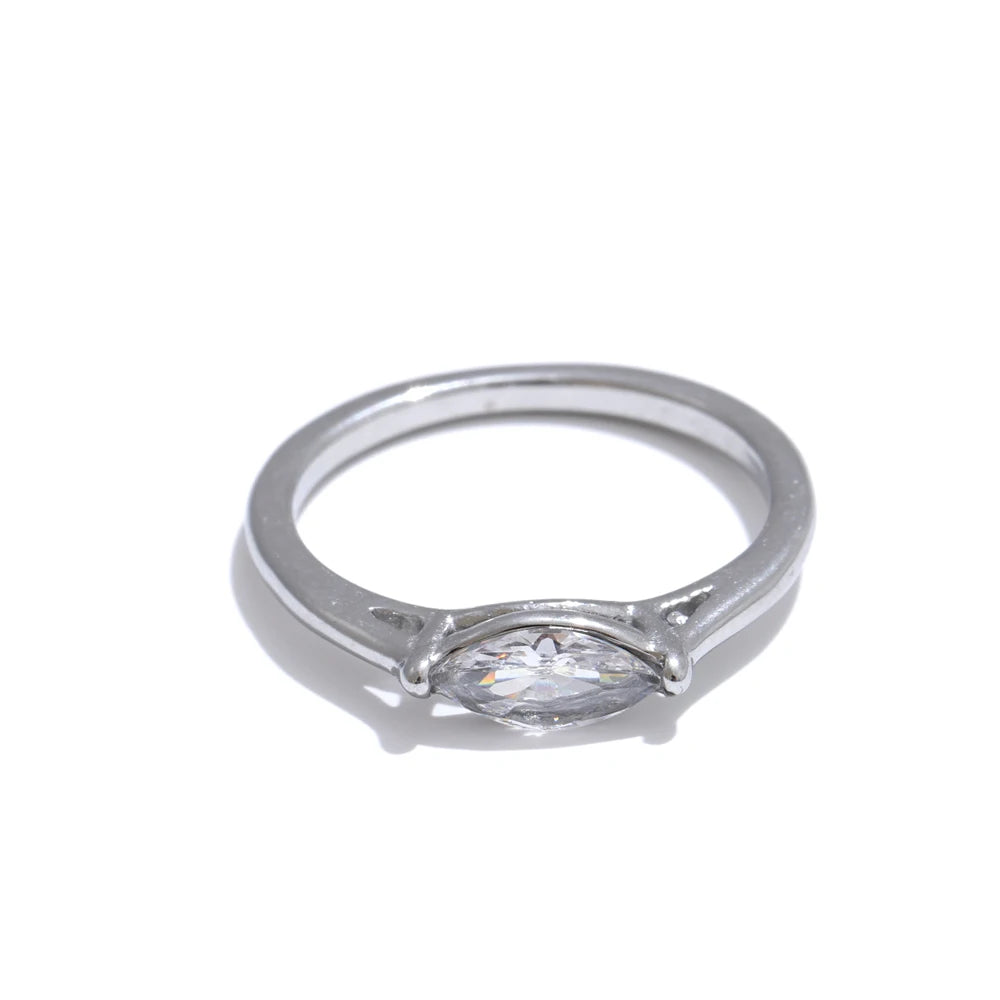 Anello Solitario con Zircone Cubico – Acciaio Inossidabile Oro & Argento