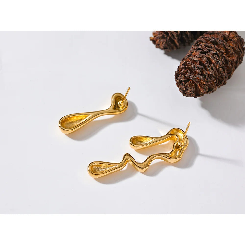 Orecchini Asimmetrici Oro Design Organico