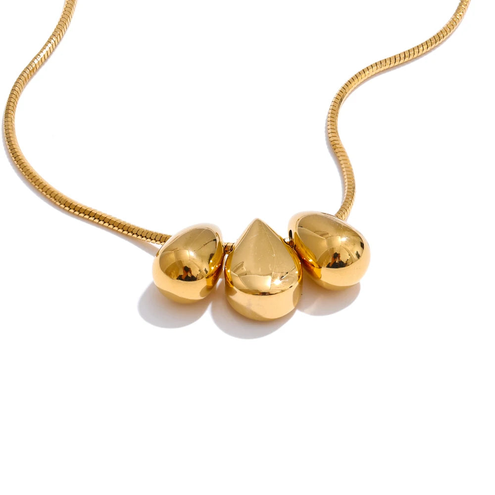 Collana Goccia d’Acqua – Eleganza Riflessa