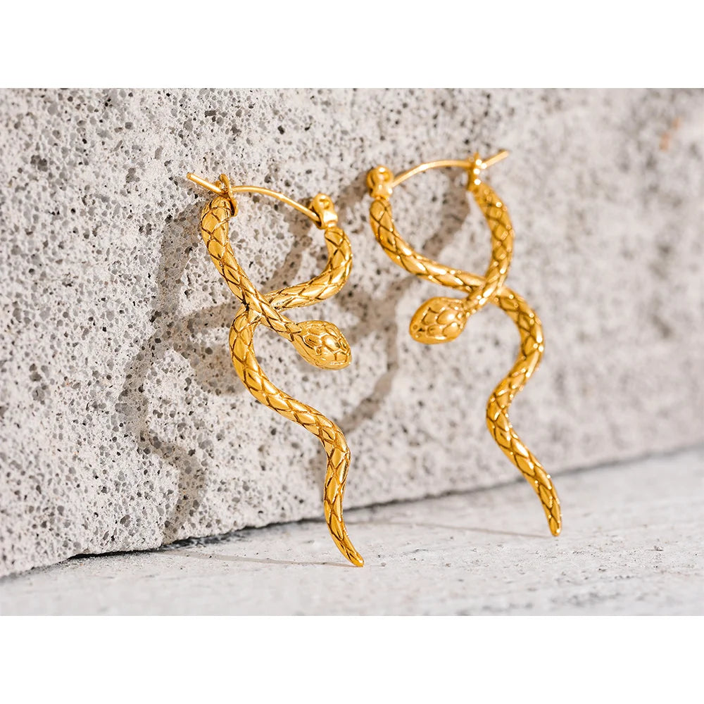 Orecchini a Cerchio con Serpente Oro – Acciaio Inossidabile Impermeabile