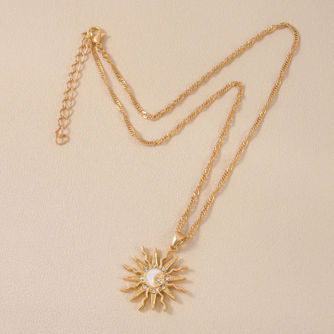 Sole, Stella e Luna – Collana retrò con strass luminosi