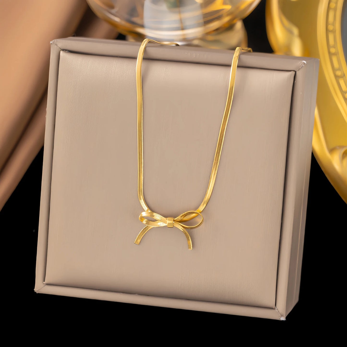 Collana “Fiocco di Luce”