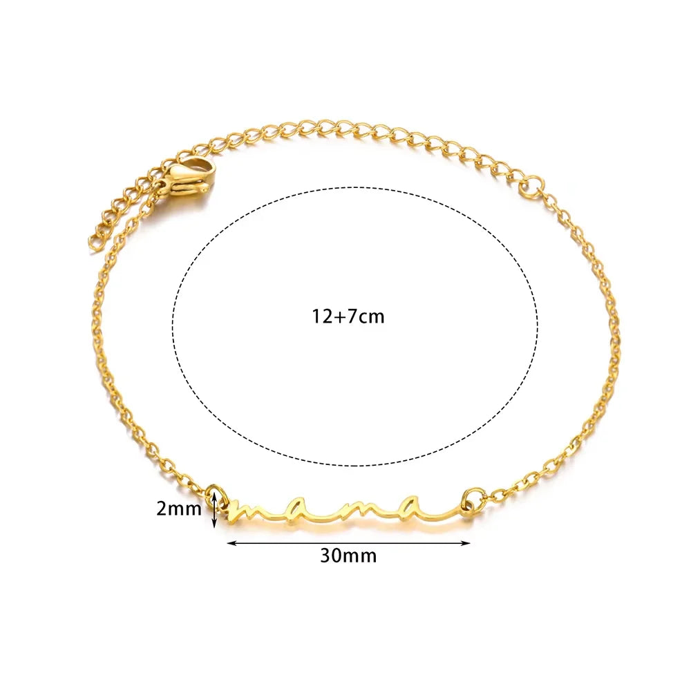 Bracciale “Mini Mama” – Eleganza dorata in catena sottile