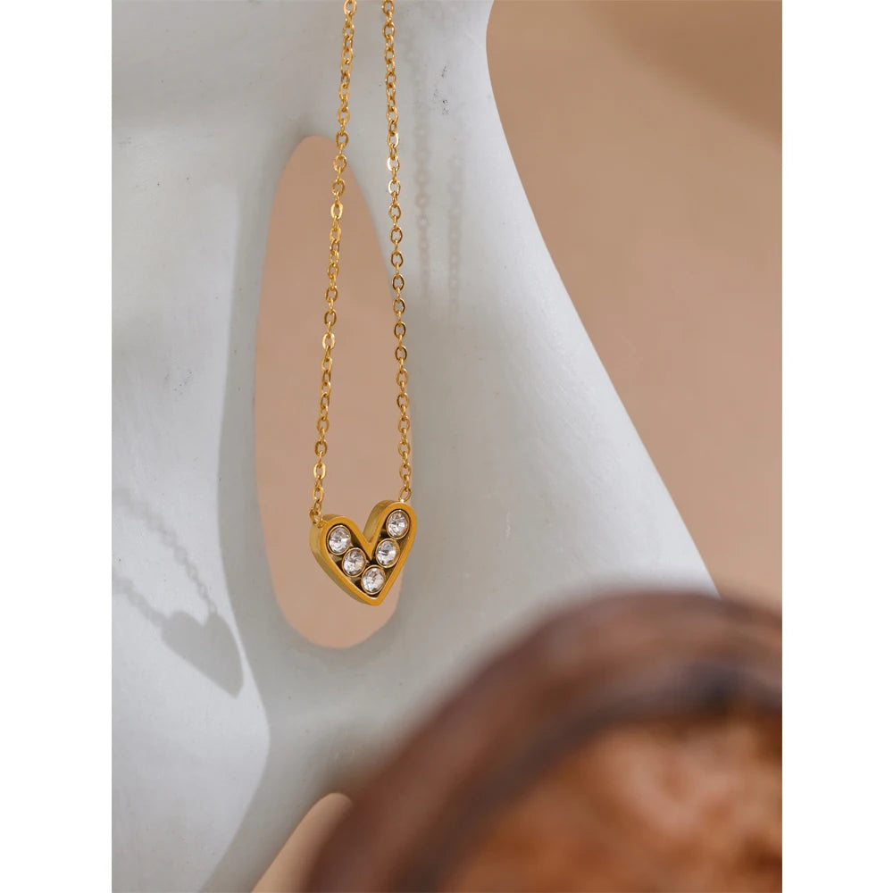 Collana con Cuore e Zirconi – Acciaio Inossidabile Oro