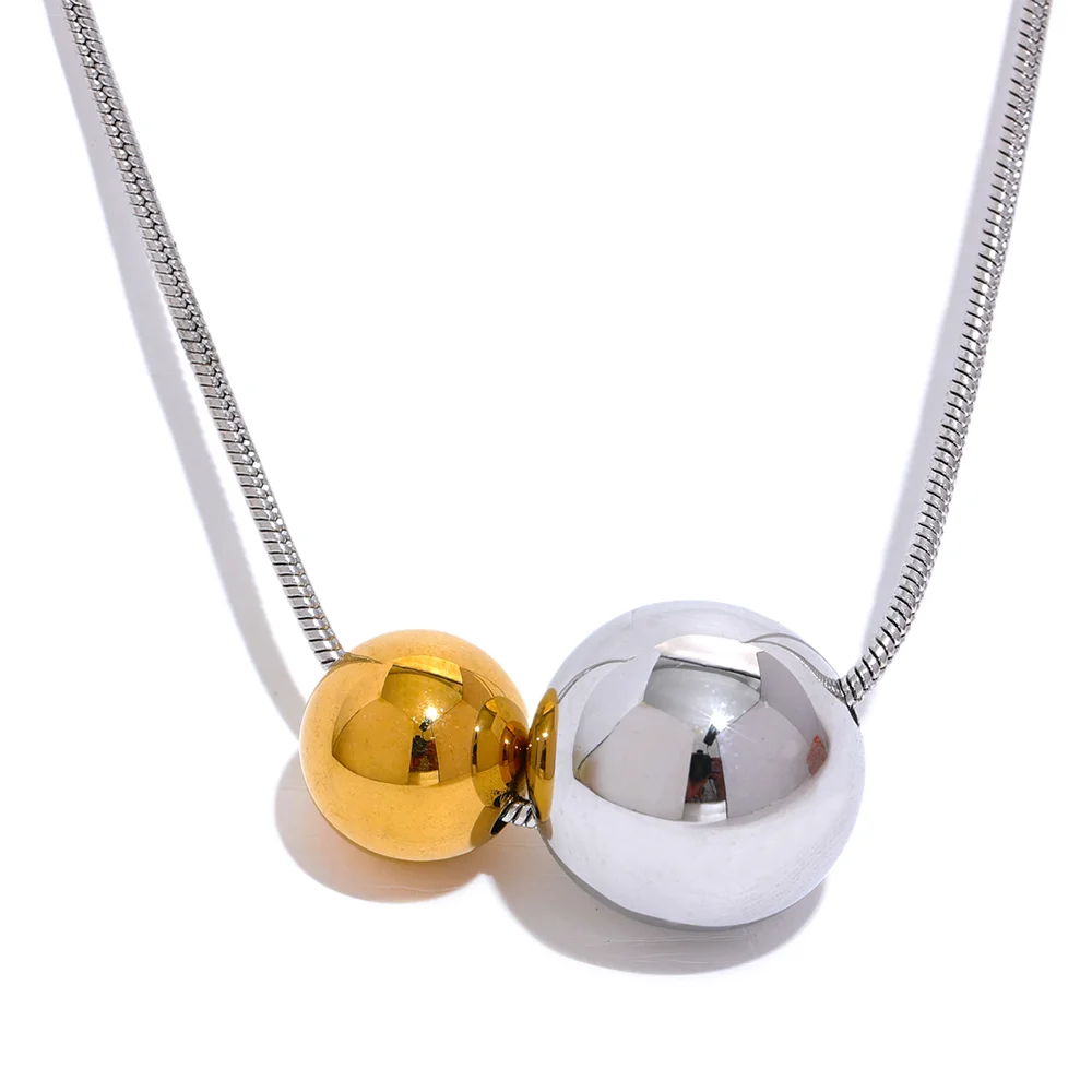 Collana Perla Dorata – Eleganza Quotidiana in Acciaio Inossidabile