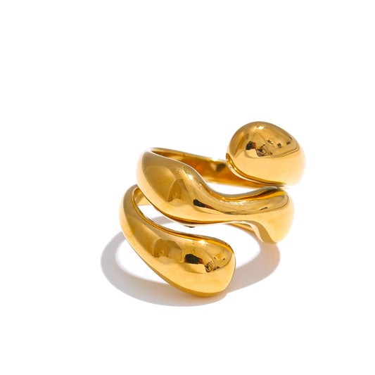 Anello Dorato Irregolare – Eleganza Scultorea in Acciaio