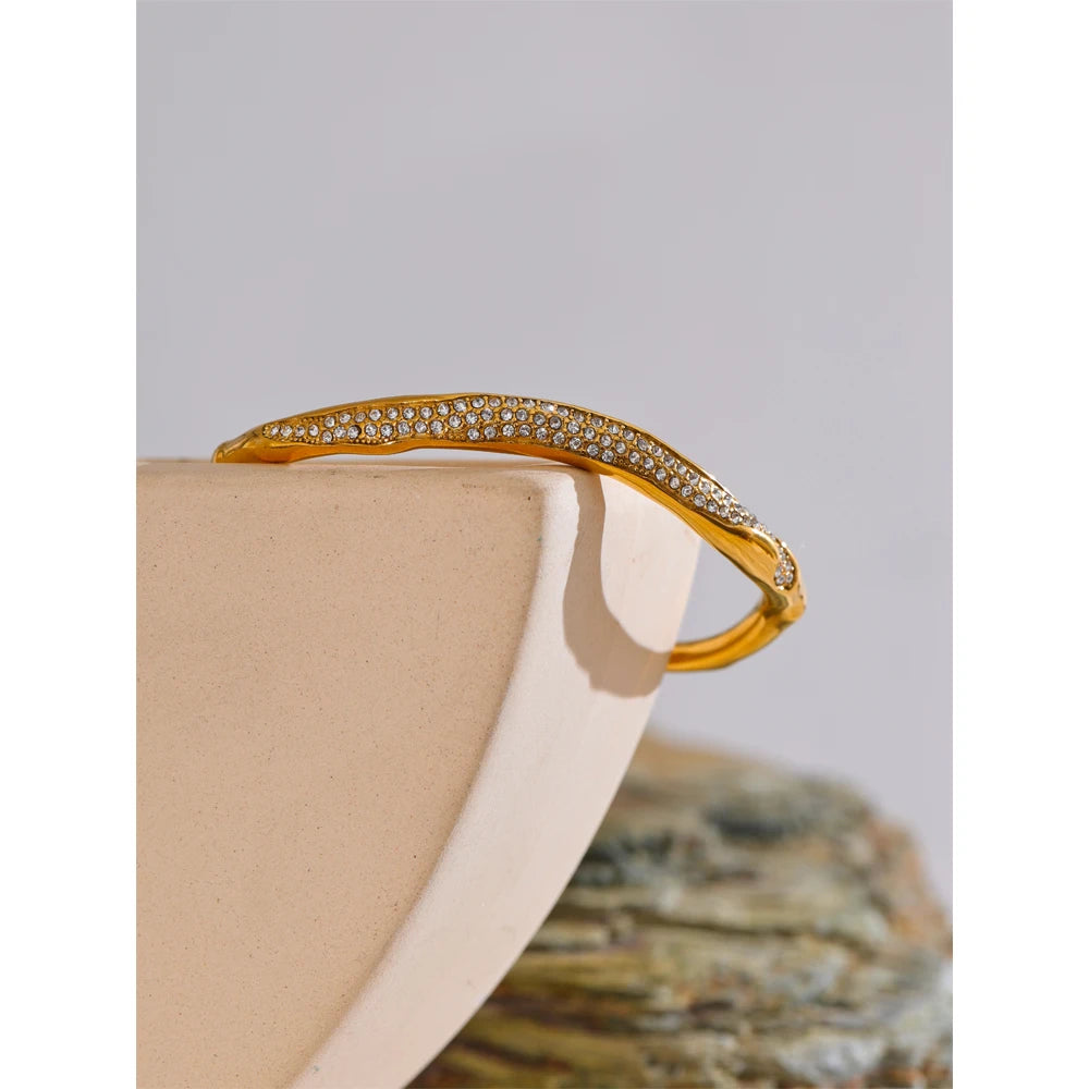 Bracciale Luce Dorata – Eleganza che illumina