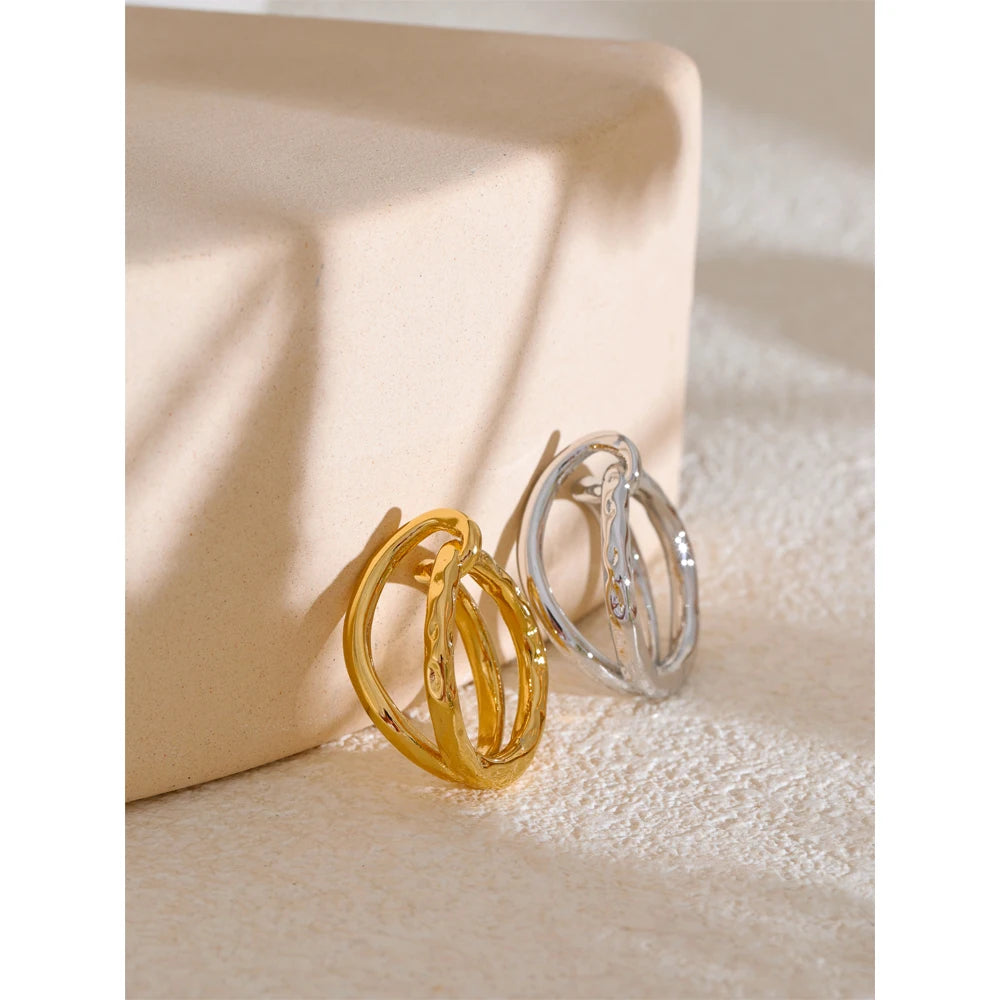 Anello Cerchi Intrecciati – Geometria di Luce