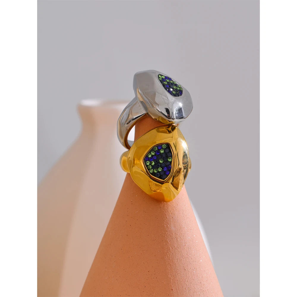 Anello Geometrico Blue Vision – Eleganza Contemporanea