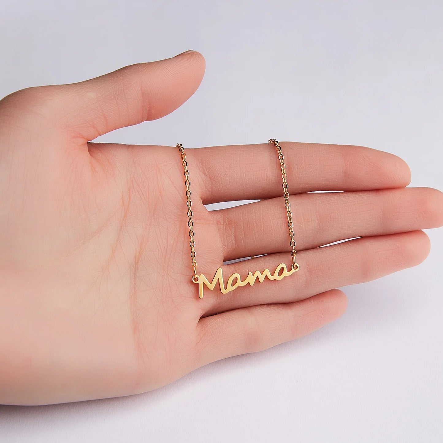 Collana “Mama” – Un Cuore da Indossare