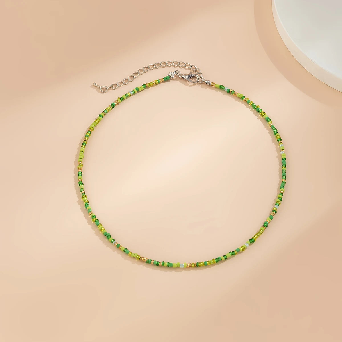 Collana girocollo boho con perline multicolori – Fatto a mano