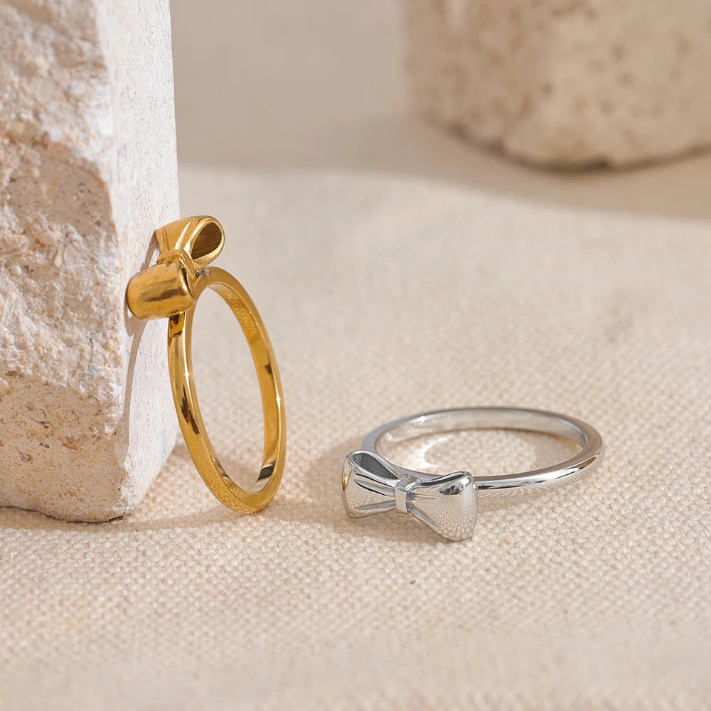 Anello Fiocco Elegante – Dolce Chic in Acciaio Inossidabile