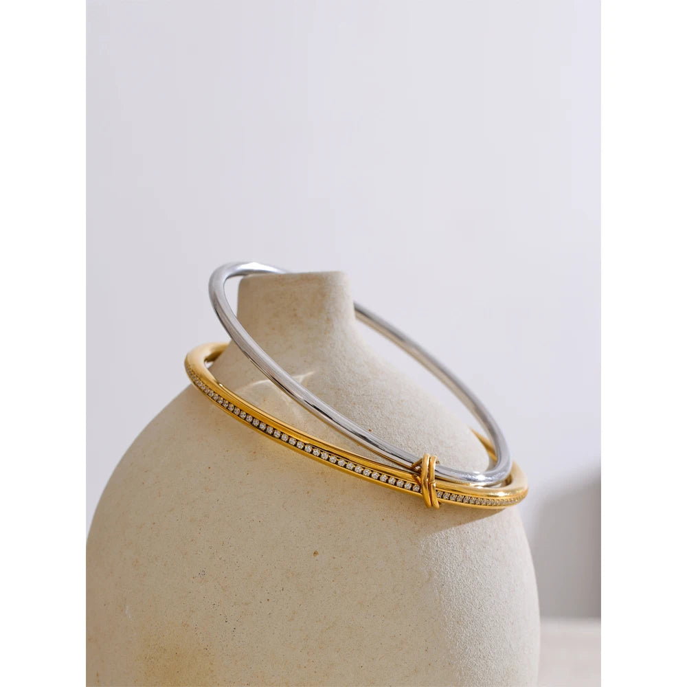 Bracciale Doppio Cerchio – Eleganza Minimal in Acciaio Inossidabile con Zirconi