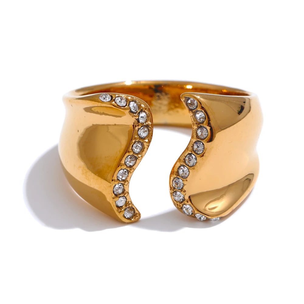 Anello “Linea di Luce” – Design aperto con zirconi e finiture eleganti