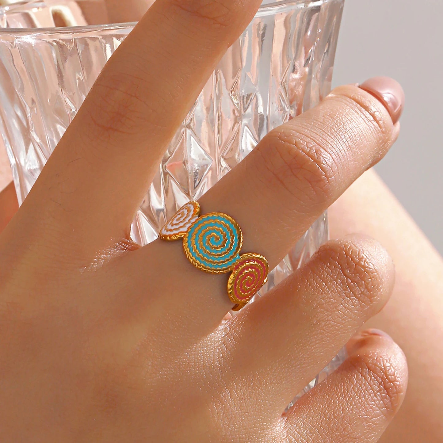 Anello “Twist Colorato” – Smaltato minimal