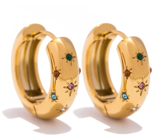 Orecchini a Cerchio Stellati con Zirconi – Eleganza Dorata o Argentata