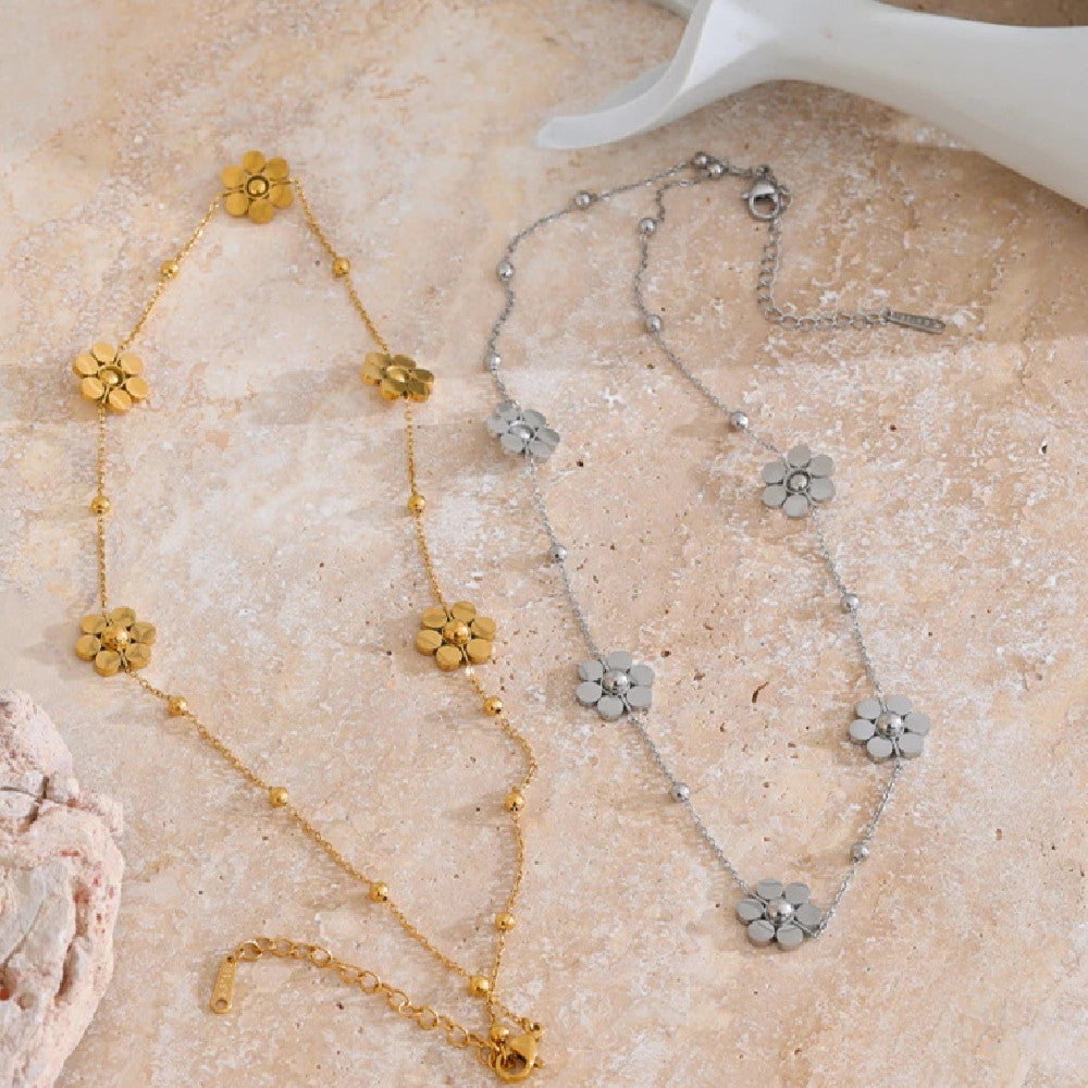 Collana Fiore d’Acciaio – Grazia senza tempo
