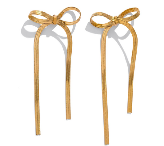 Orecchini Fiocco con Nappa – Eleganti e raffinati