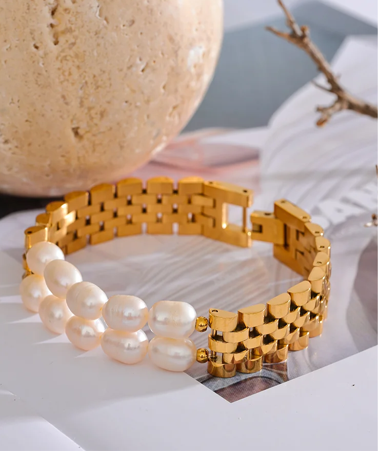 Bracciale Golden Pearl – Lusso Naturale