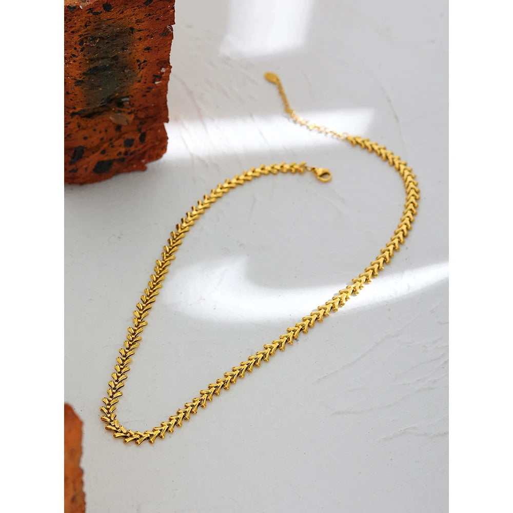 Collana e bracciale con Foglie in Acciaio Inossidabile – Placcata Oro 18K
