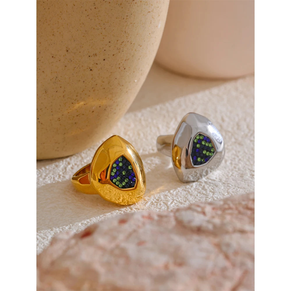 Anello Geometrico Blue Vision – Eleganza Contemporanea