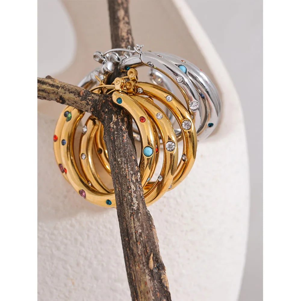 Orecchini “Cerchio Arcobaleno” – Hoop colorati in acciaio dorato o argentato