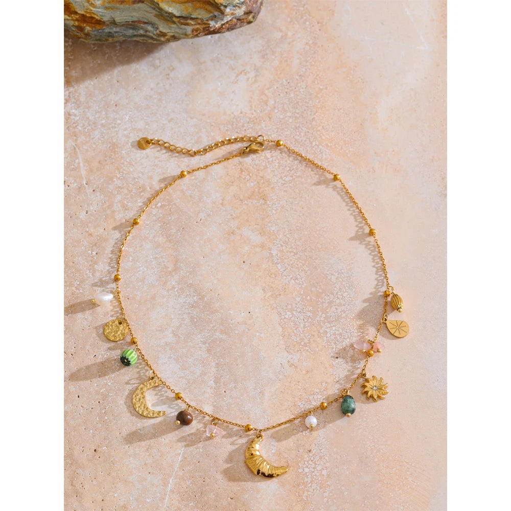 Collana Luna Charm – Magia e Colori d’Oriente