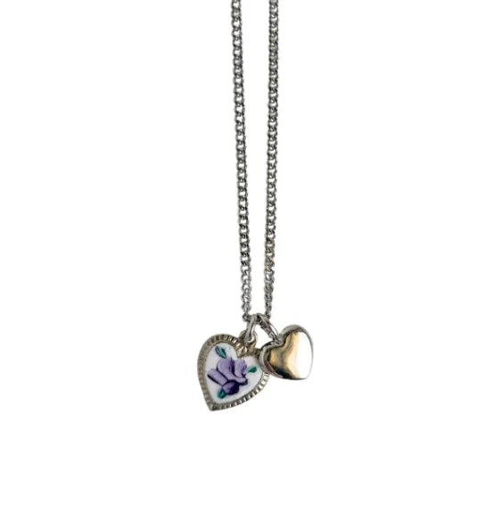 Collana con Ciondolo Fiore Dipinto – Stile Retrò Elegante
