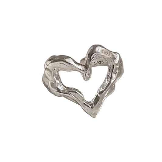 Amour Brut – Anello cuore artistico in argento 925