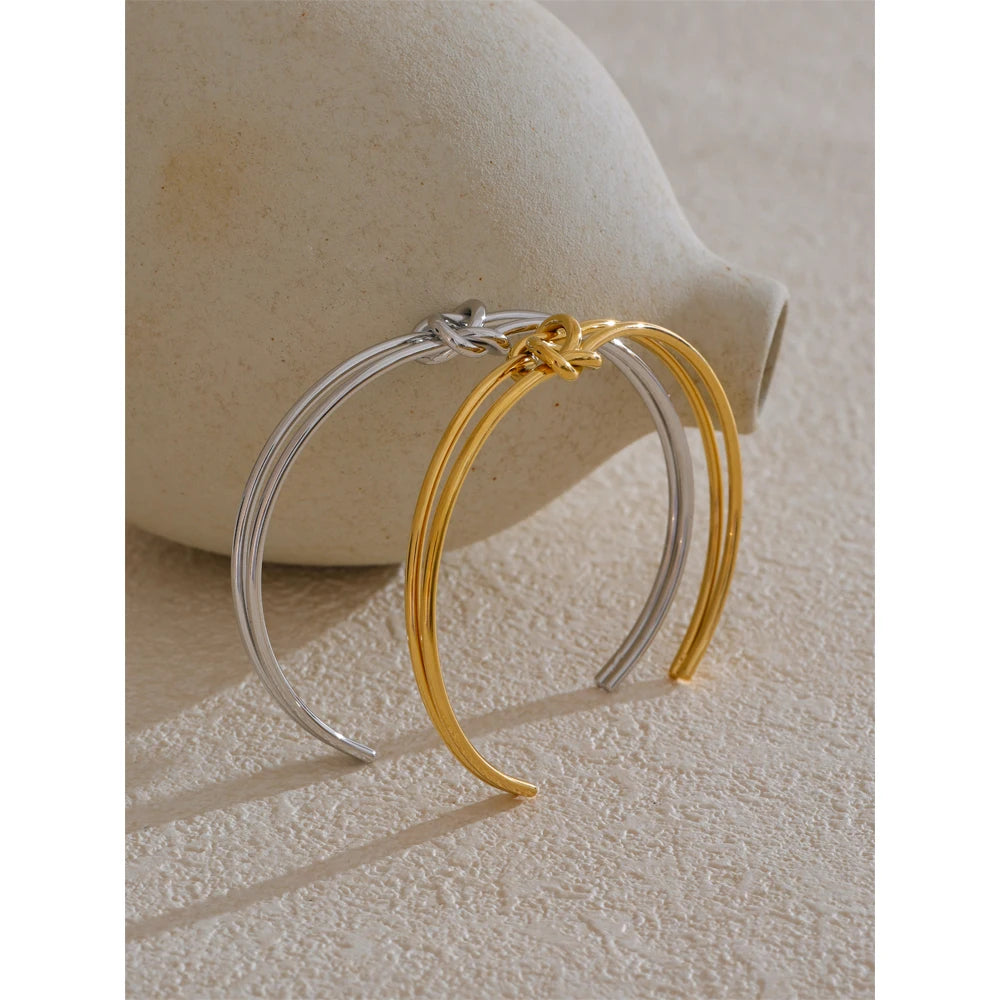 Bracciale Nodo d’Eleganza – Minimal Chic Impermeabile
