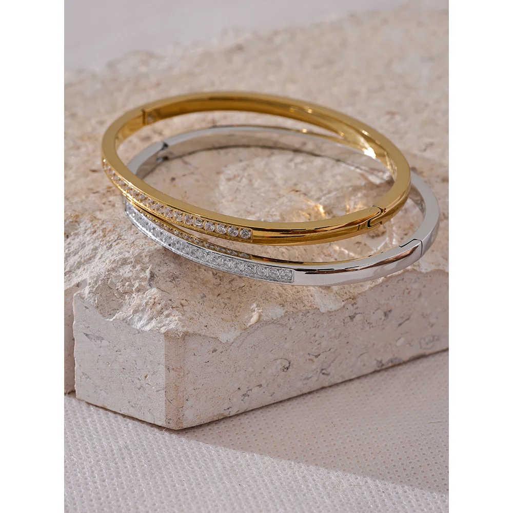 Bracciale Rigido con Zirconi – Acciaio Inossidabile Placcato Oro 18K o Platino | Eleganza Quotidiana