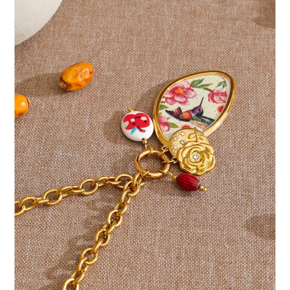 Collana Fiore Vintage con Ciondolo Smaltato – Acciaio Inossidabile