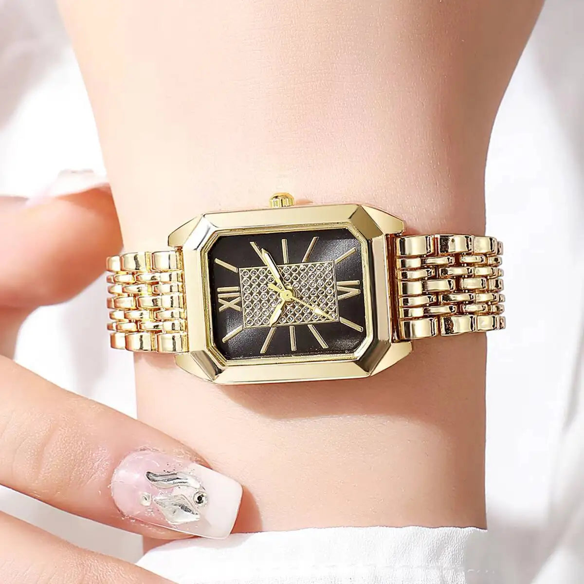 Orologio “Golden Starline” – Eleganza Rettangolare