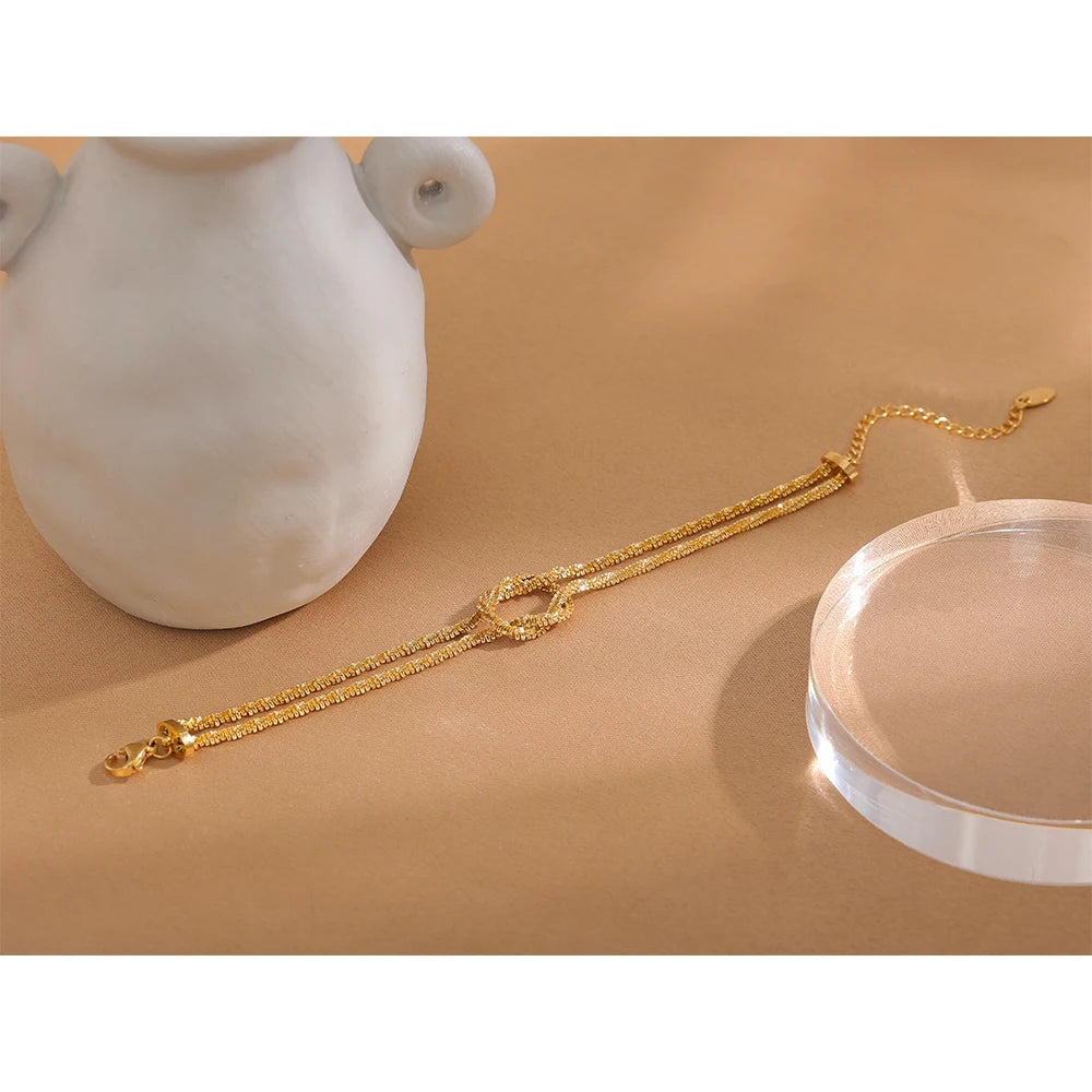 Bracciale Nodo Dorato – Legame e Armonia
