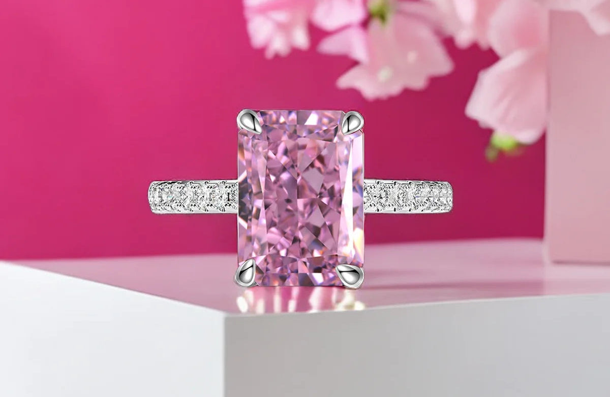 Anello “Crystal Shine” in Argento S925 – Taglio Ghiaccio Premium