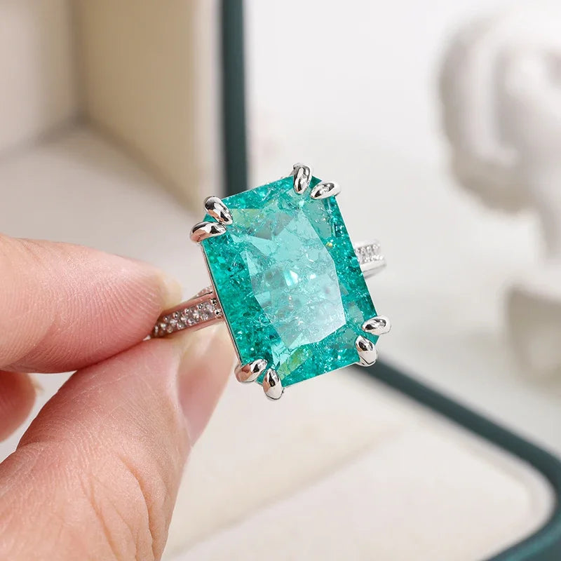 Anello con Moissanite Verde Blu Rettangolare