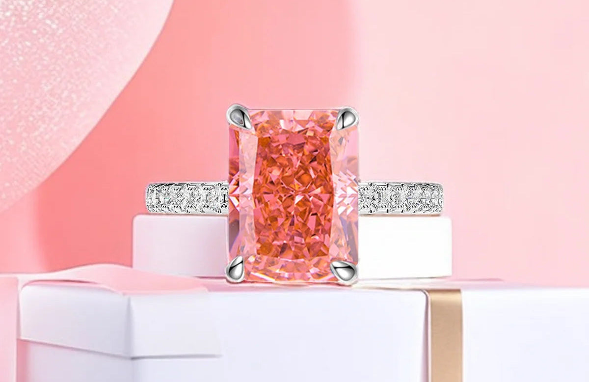 Anello “Crystal Shine” in Argento S925 – Taglio Ghiaccio Premium