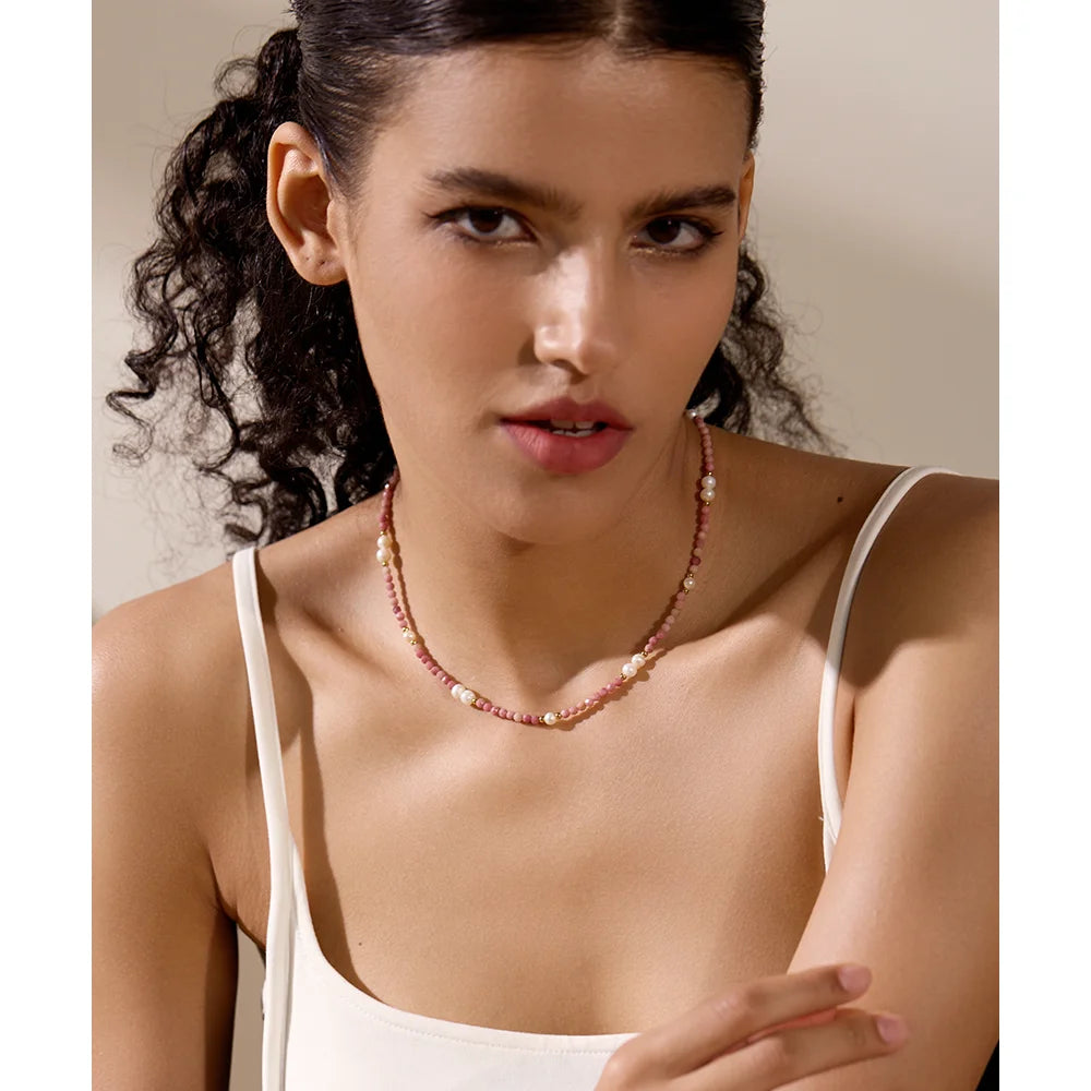 Collana “Rose Harmony” – Pietre Naturali & Delicatezza