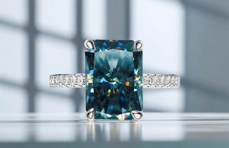 Anello “Crystal Shine” in Argento S925 – Taglio Ghiaccio Premium