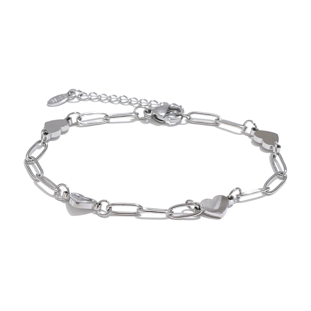 Bracciale Cuori Intrecciati – Eleganza Quotidiana