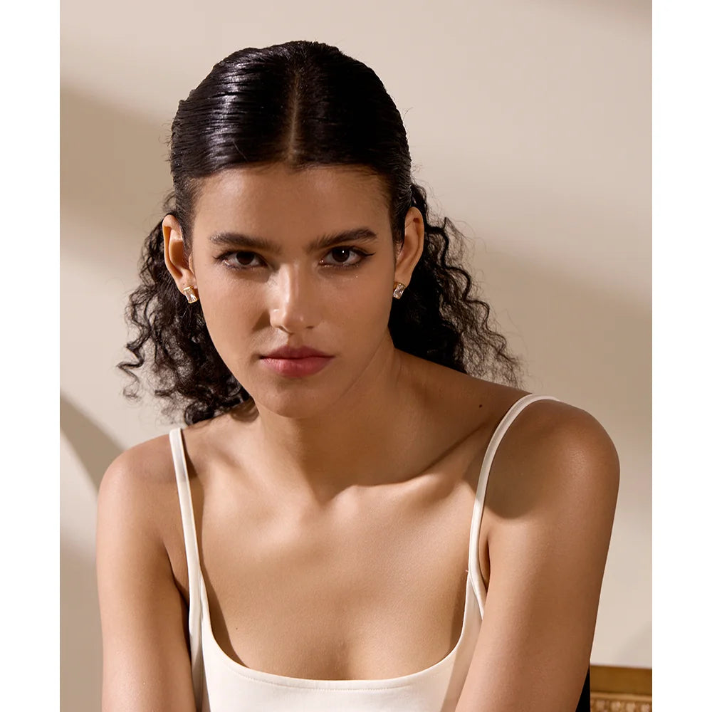 Orecchini “Crystal Frame” – Eleganza Geometrica