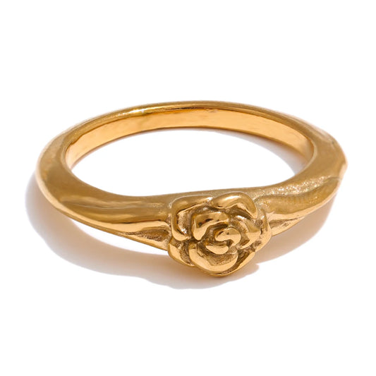 Anello Rosa Eterna – Delicatezza senza tempo